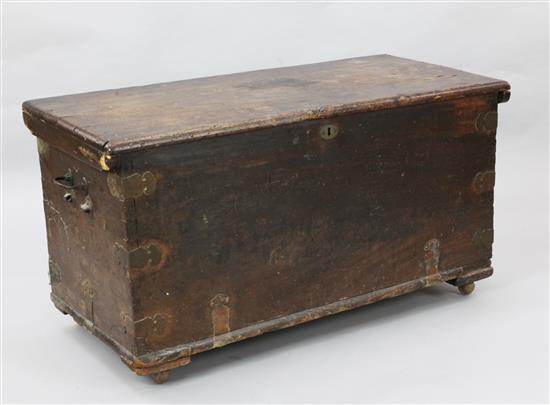 An 18th century elm coffer, W.3ft 10in. D.1ft 10in. H.2ft 1in.